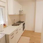 Otium Apartment *