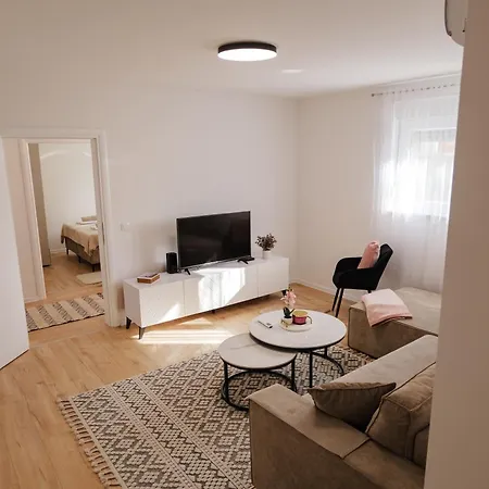 Otium Apartment *